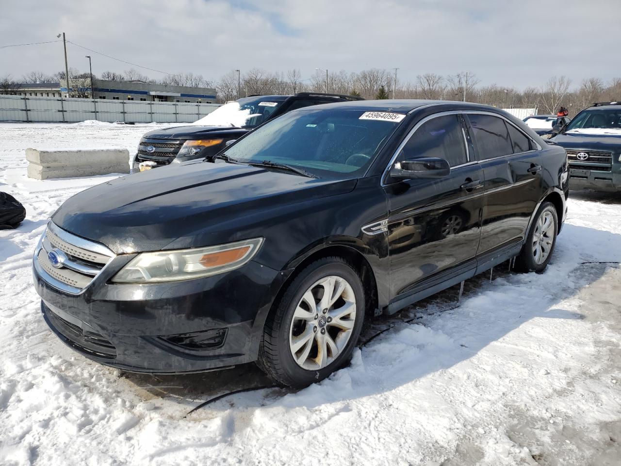 2010 Ford Taurus - Image 1