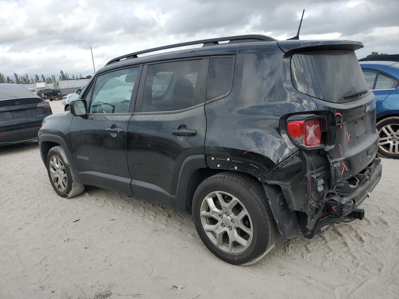 2018 Jeep Renegade - Image 2