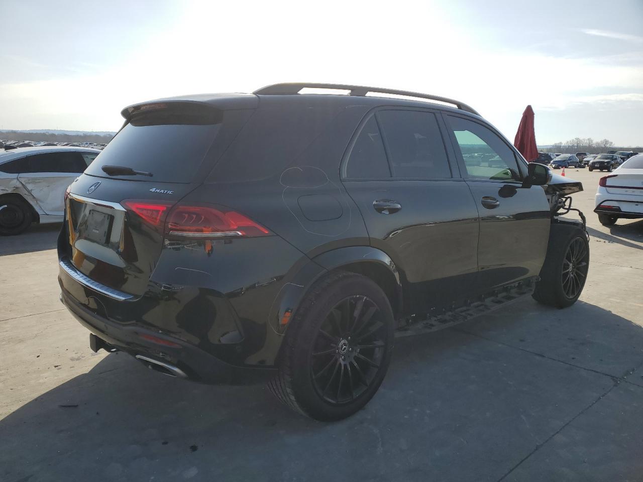 2020 Mercedes-Benz GLE - Image 3