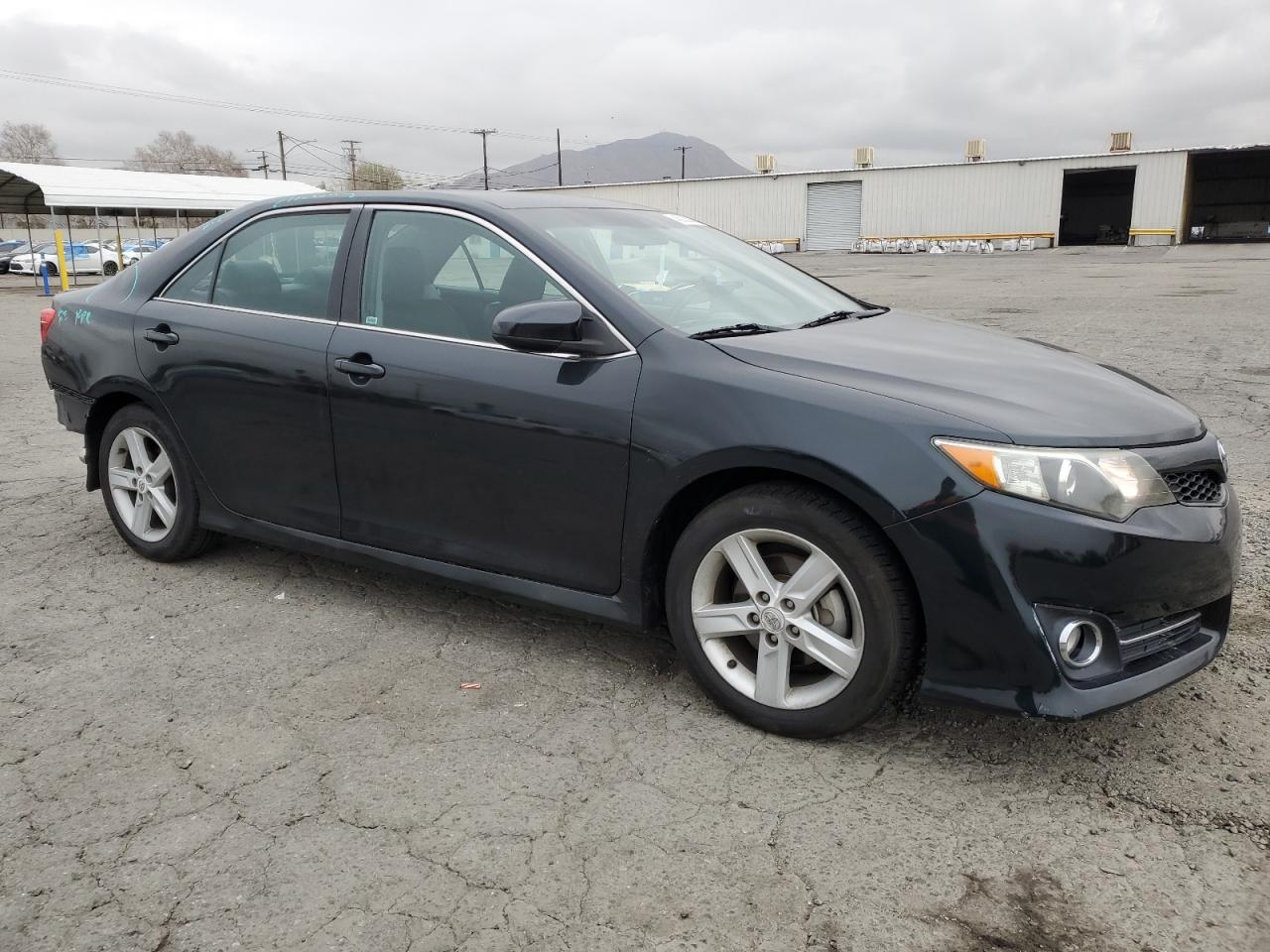 2012 Toyota Camry - Image 4