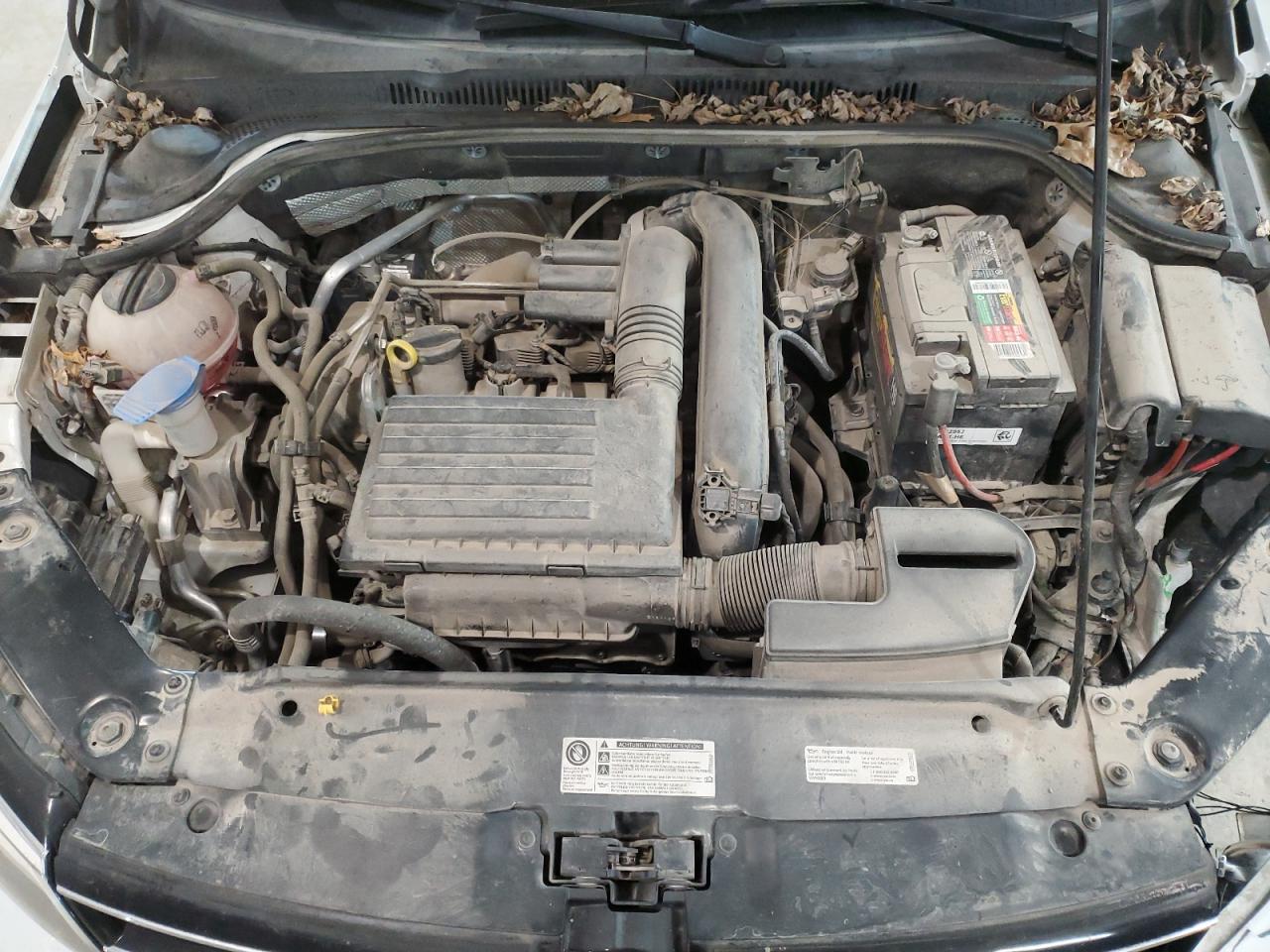 2016 Volkswagen Jetta - Image 11