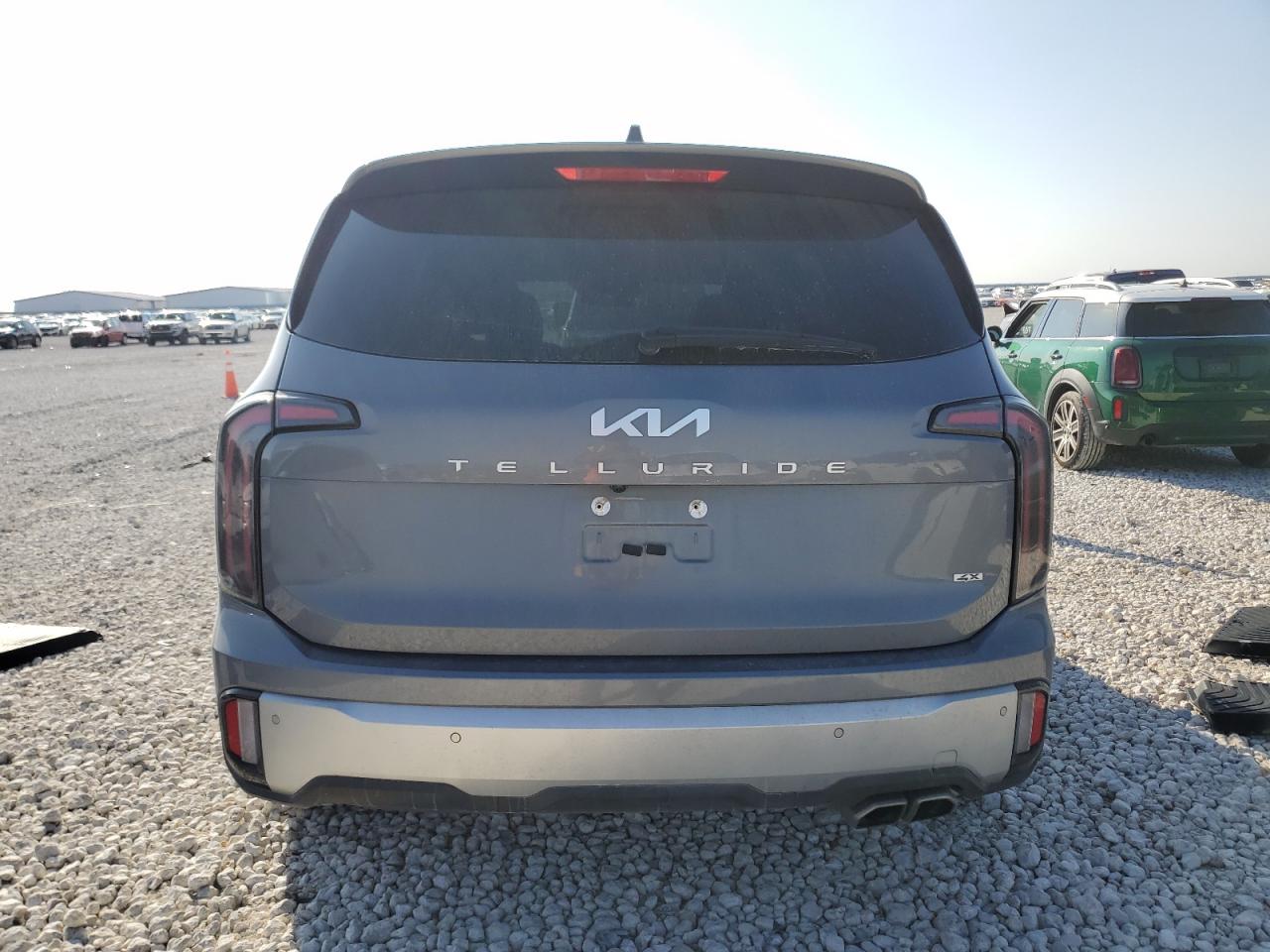 2024 Kia Telluride - Image 6