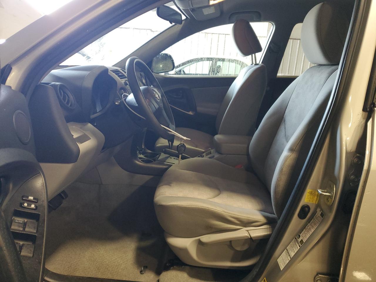 2011 Toyota RAV 4 - Image 7