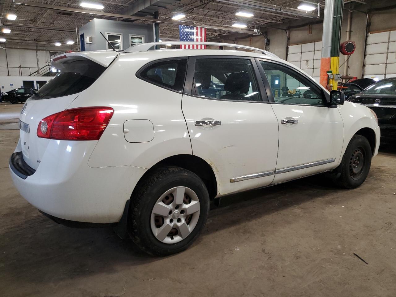 2014 Nissan Rogue - Image 3