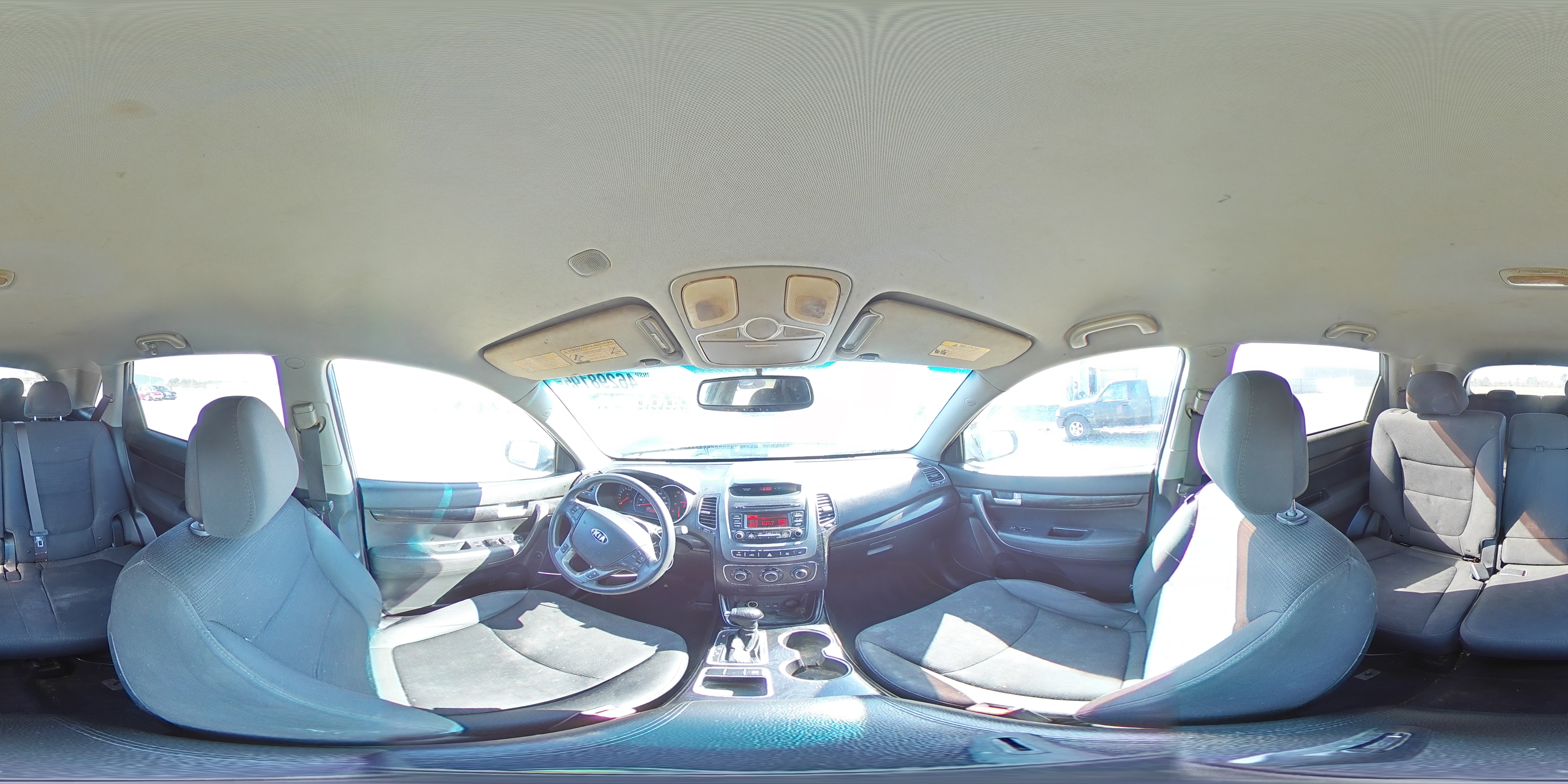 2015 Kia Sorento - Image 15