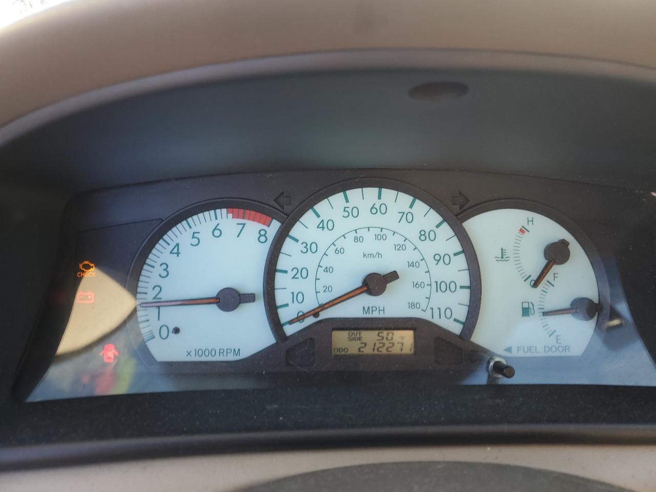 2004 Toyota Corolla - Image 9