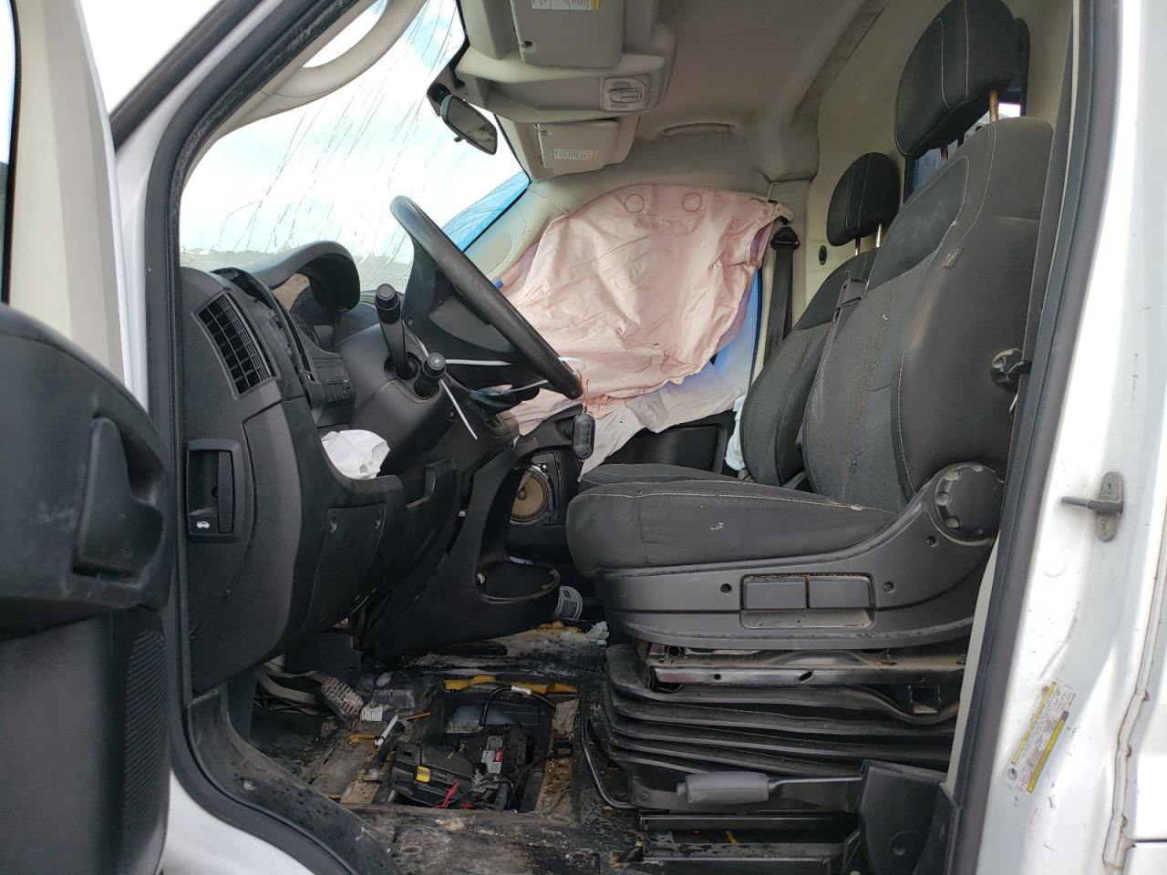 2018 Ram Promaster 2500 2500 High VIN: 3C6TRVDG7JE124886 Lot: 42617365