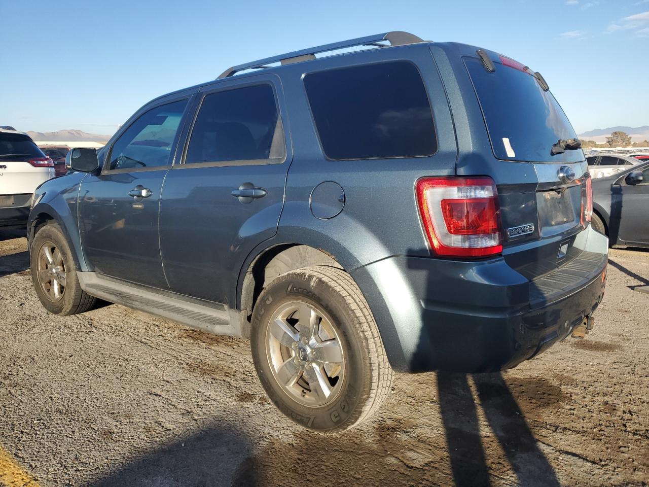 2011 Ford Escape - Image 2