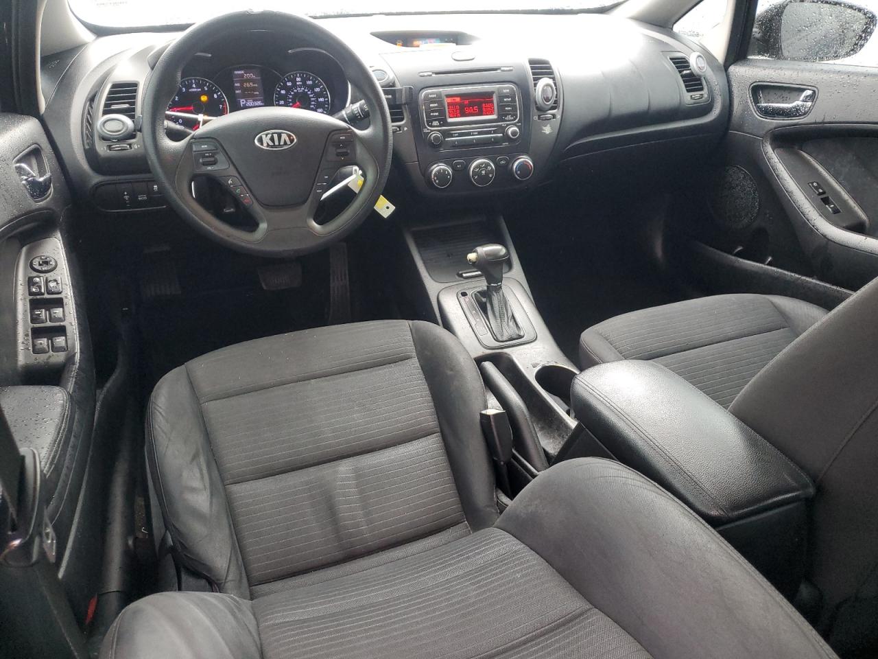 2014 Kia Forte - Image 8