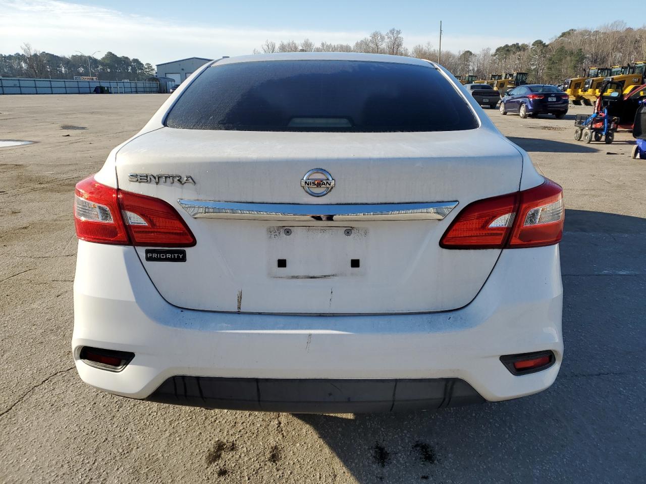 2017 Nissan Sentra - Image 6