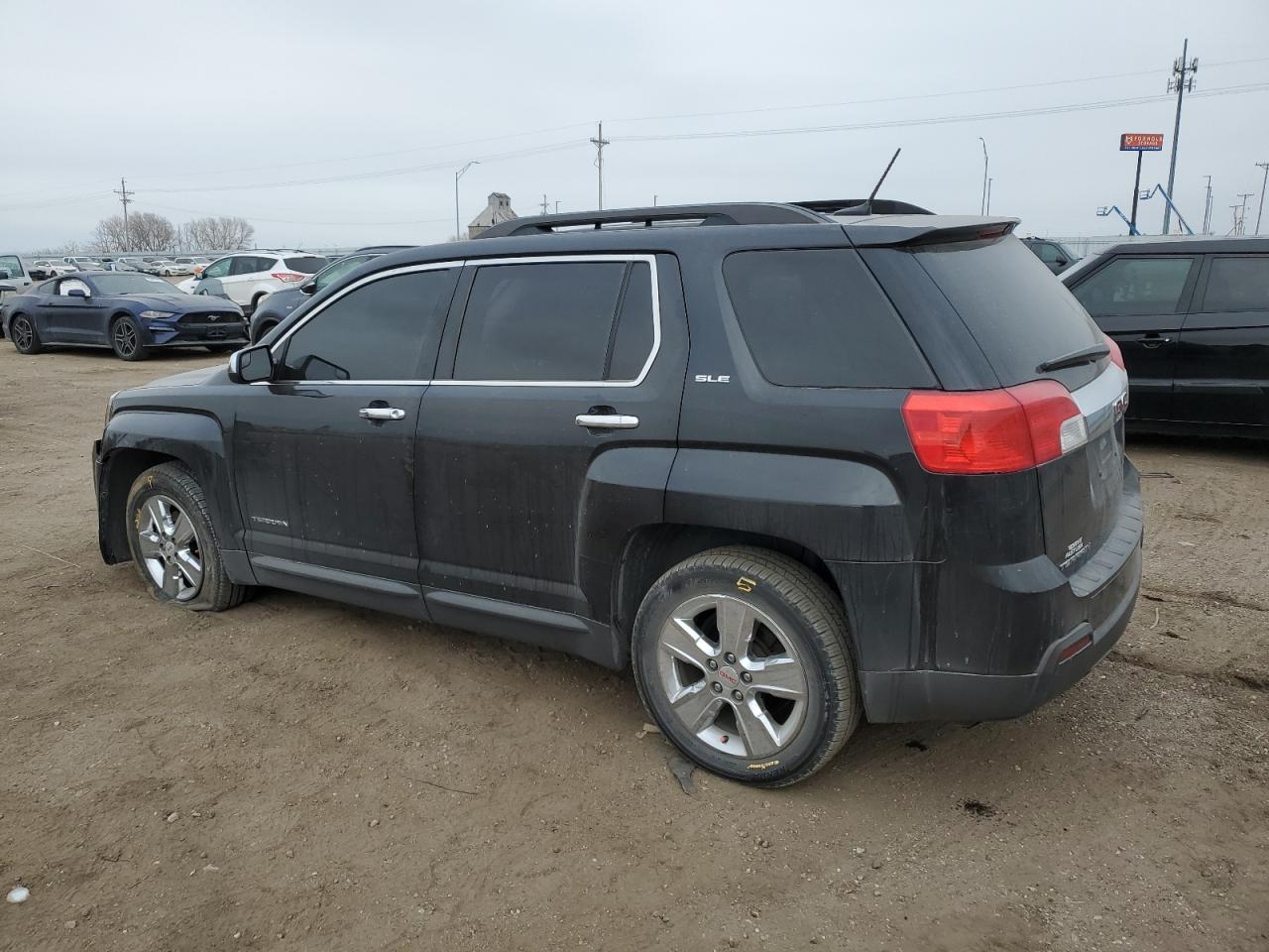 2014 GMC Terrain - Image 2