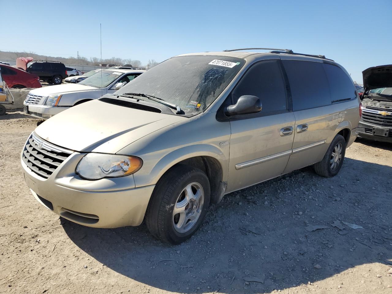 2006 Chrysler Town & Country Touring for Sale in Kansas City, KS - Burn - Interior