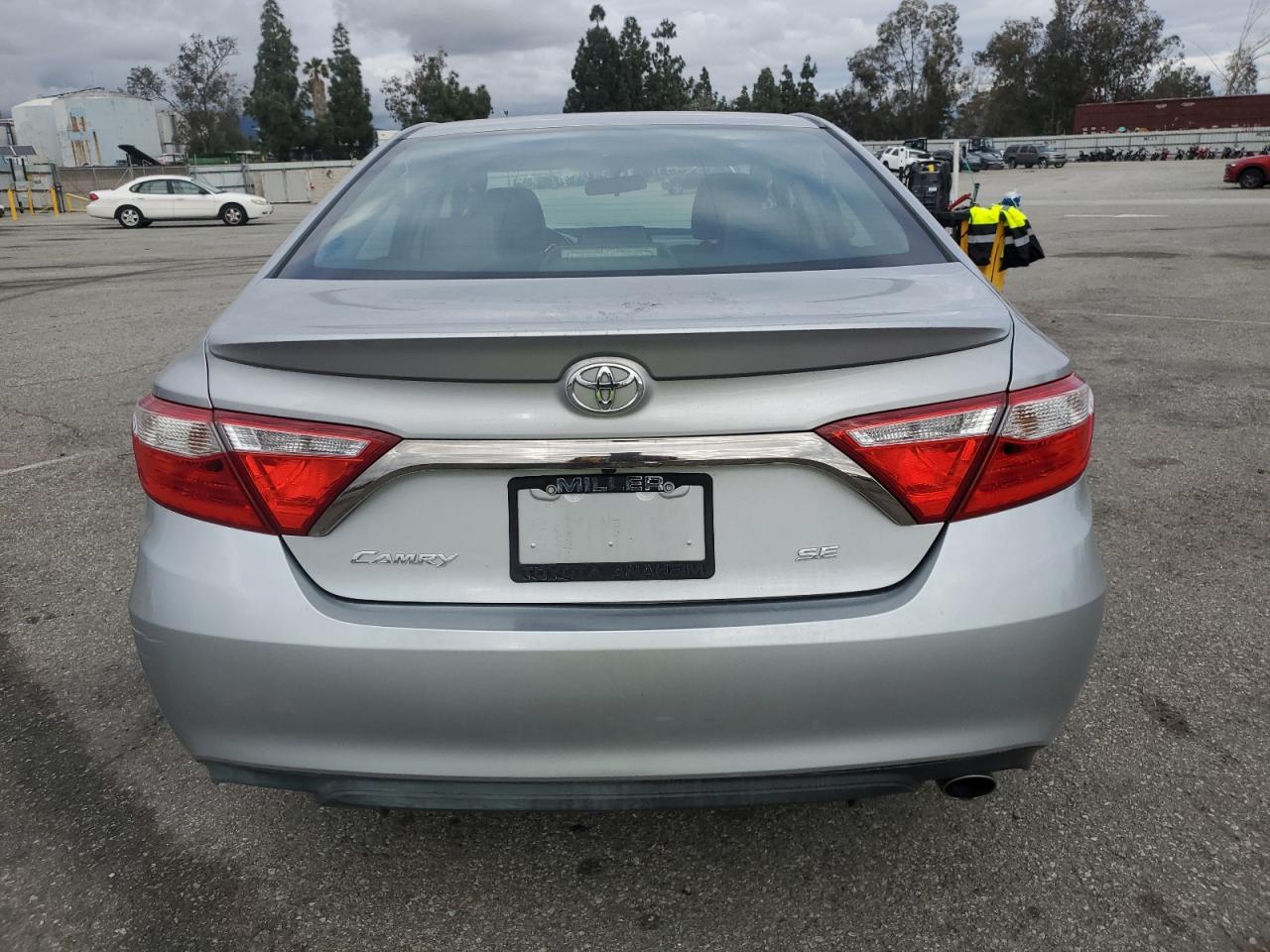 2015 Toyota Camry - Image 6