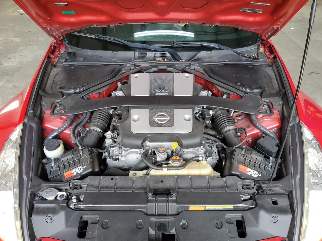 2015 Nissan 370Z - Image 11