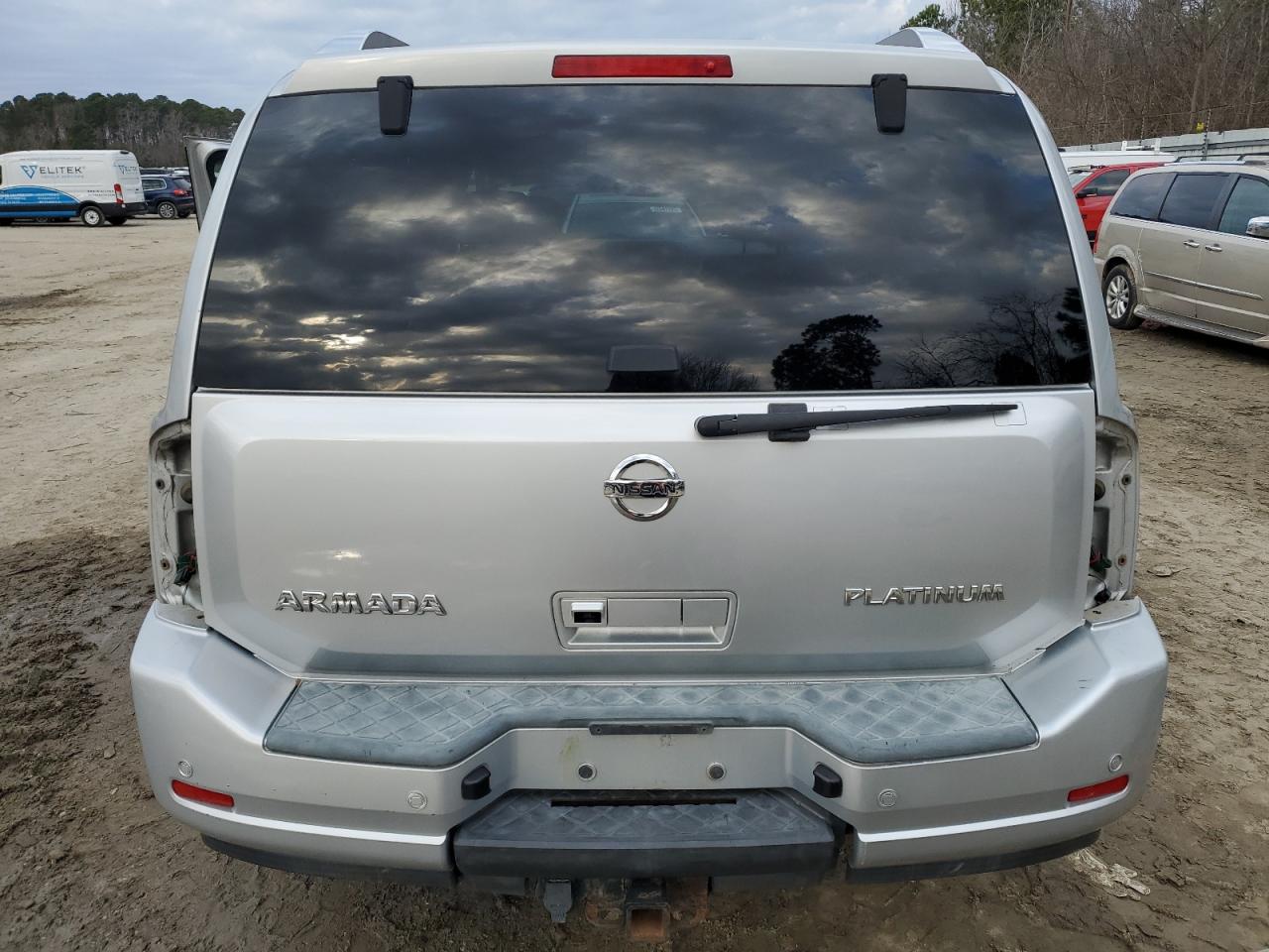 2010 Nissan Armada - Image 6