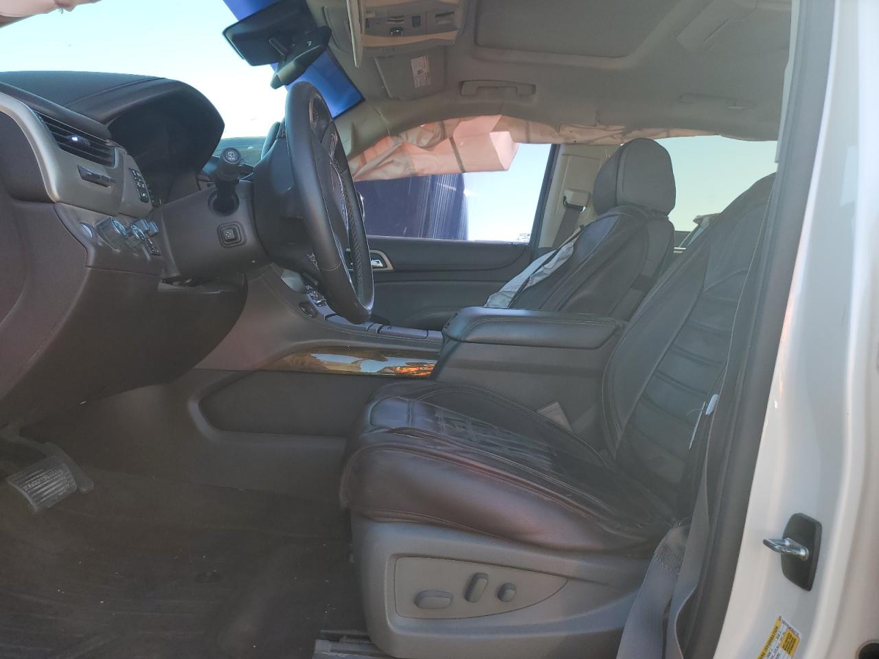 2015 GMC Yukon - Image 7