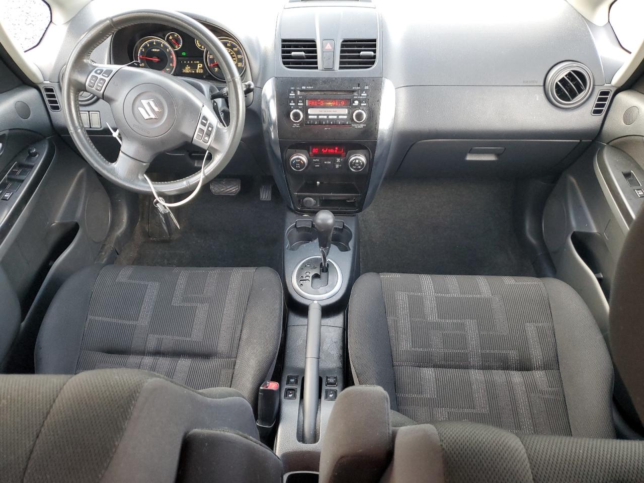 2010 Suzuki SX4 - Image 8