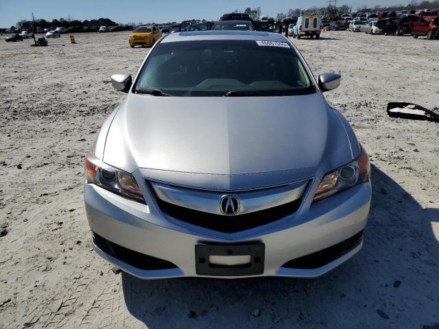 Седани ACURA ILX 2015 Сріблястий
