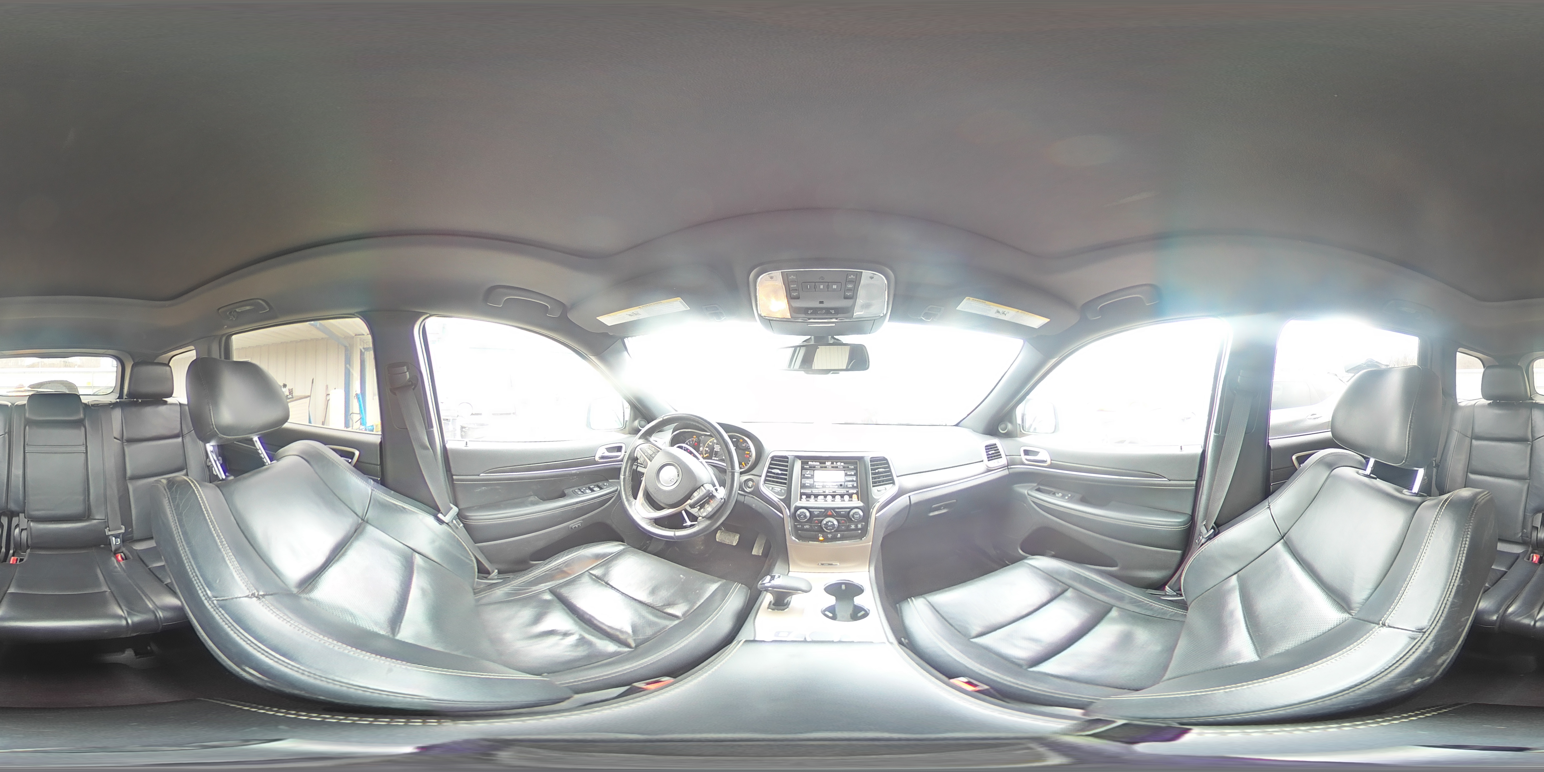 2015 Jeep Grand Cherokee - Image 15