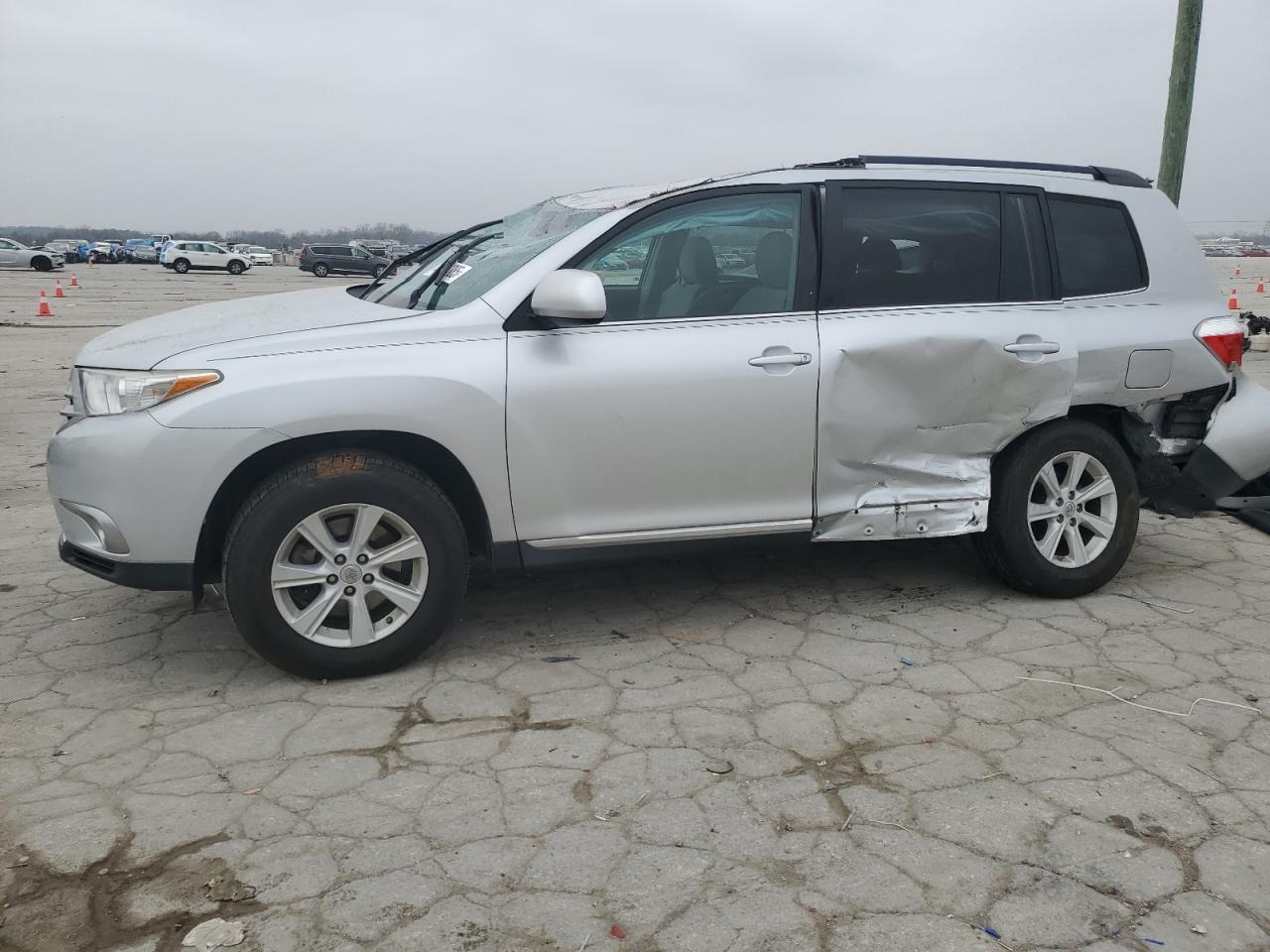 2012 Toyota Highlander - Image 1