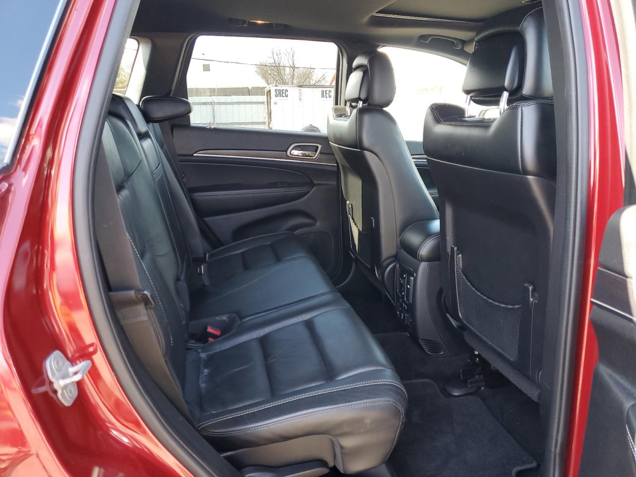 2014 Jeep Grand Cherokee - Image 11
