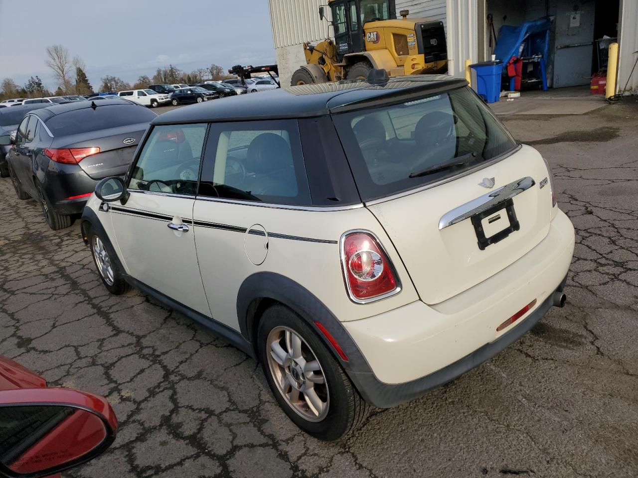 2013 MINI Cooper - Image 2