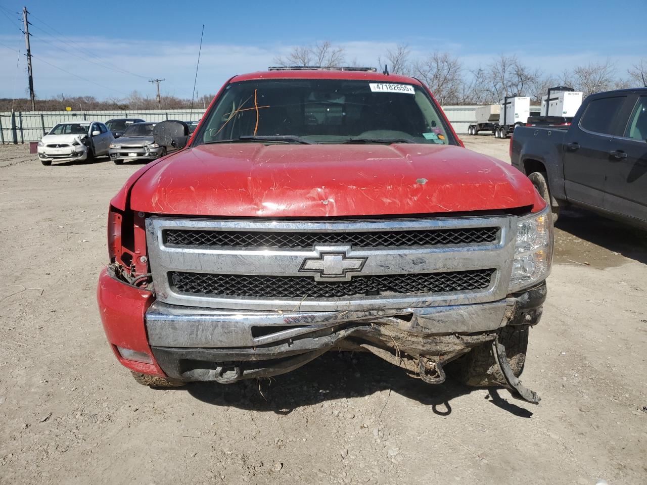 2011 Chevrolet Silverado - Image 5
