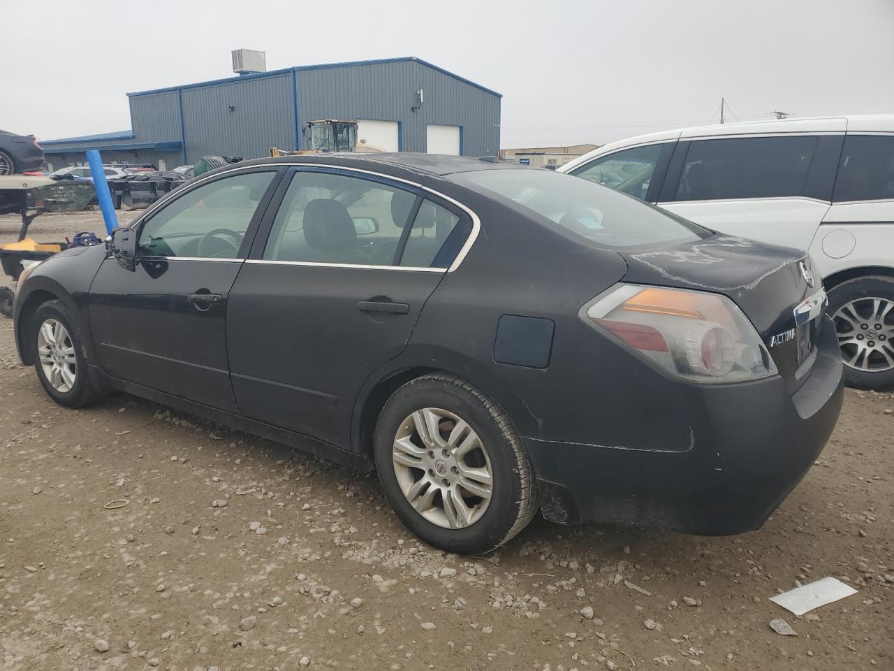 2012 Nissan Altima - Image 2