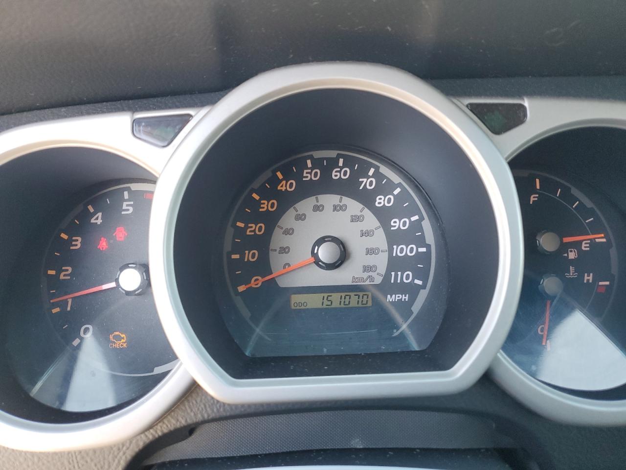 2005 Toyota 4Runner - Image 9
