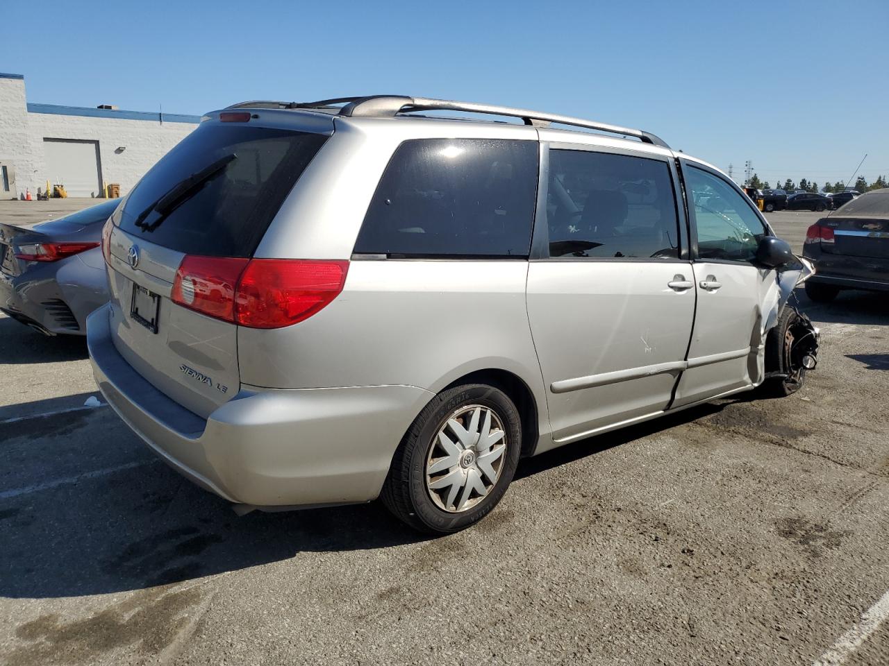 2008 Toyota Sienna - Image 3
