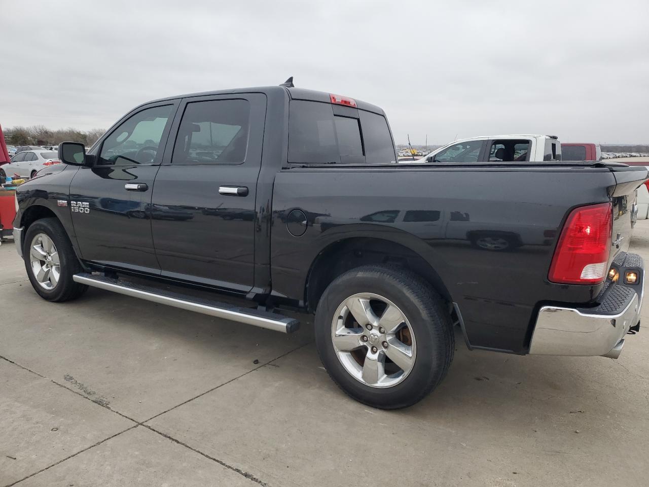 2016 RAM 1500 - Image 2