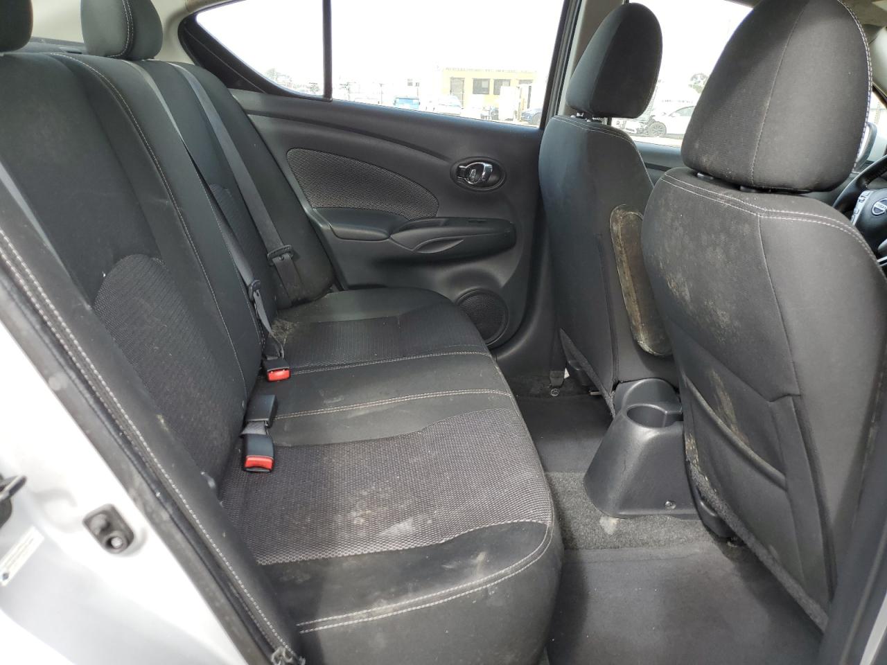 2018 Nissan Versa - Image 10