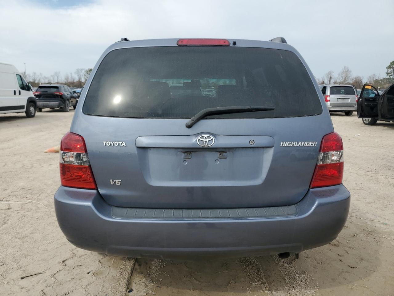 2005 Toyota Highlander - Image 6