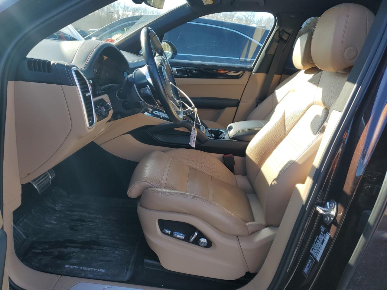 2019 Porsche Cayenne - Image 7