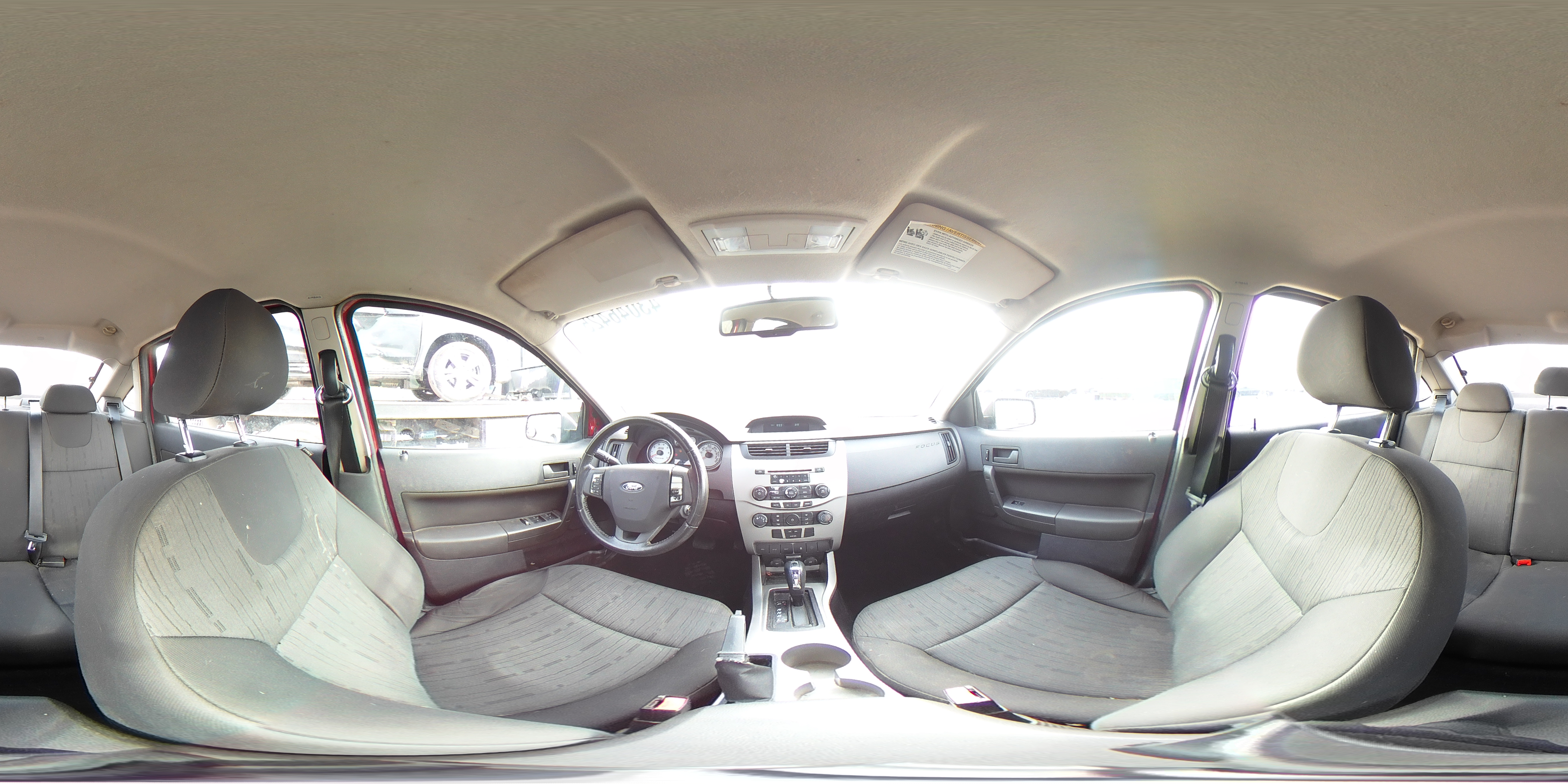 2009 Ford Focus - Image 12