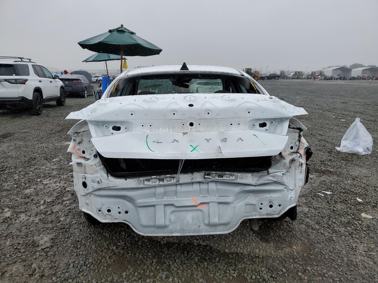2022 Hyundai Elantra - Image 6
