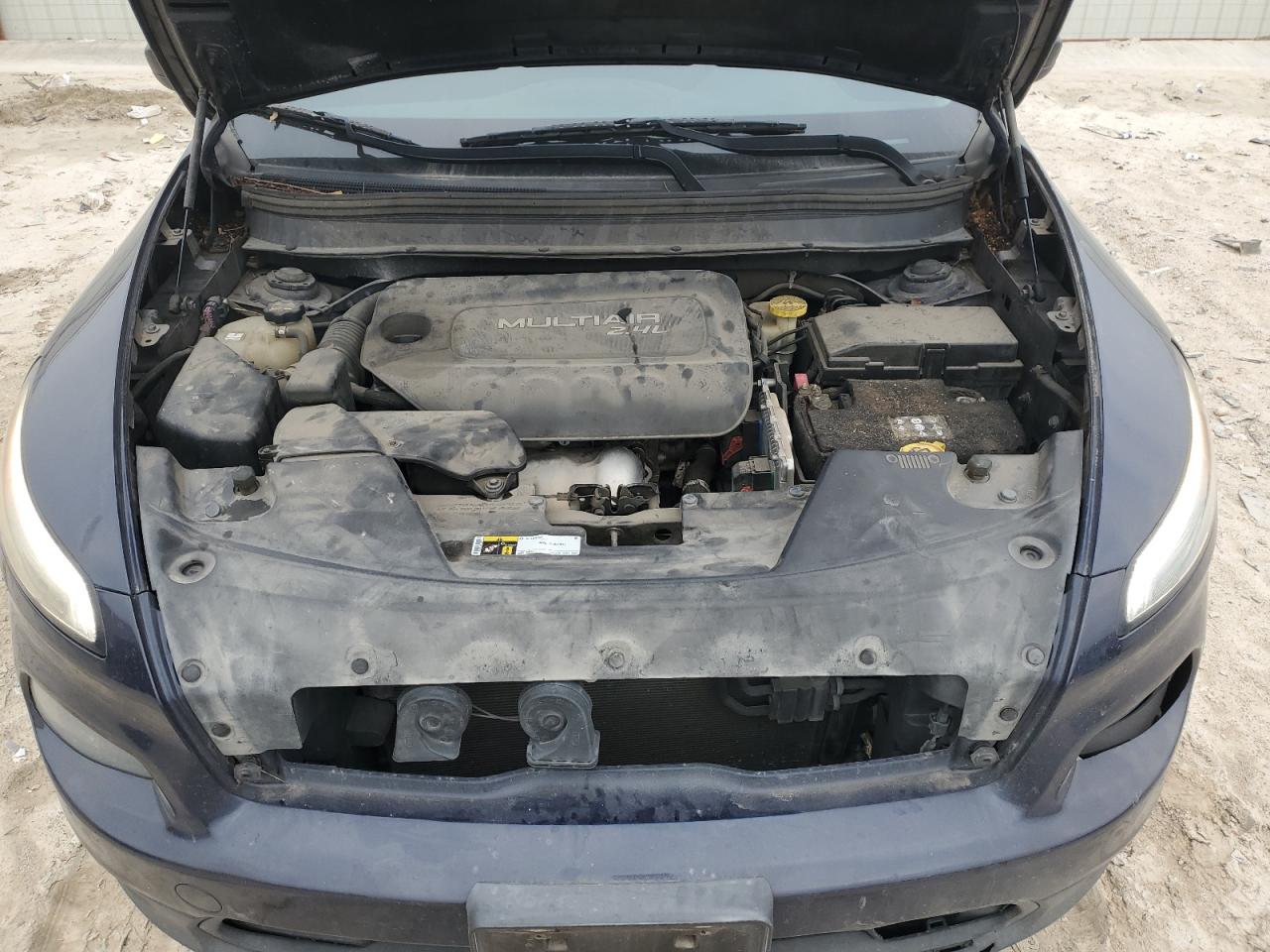 2014 Jeep Grand Cherokee - Image 12