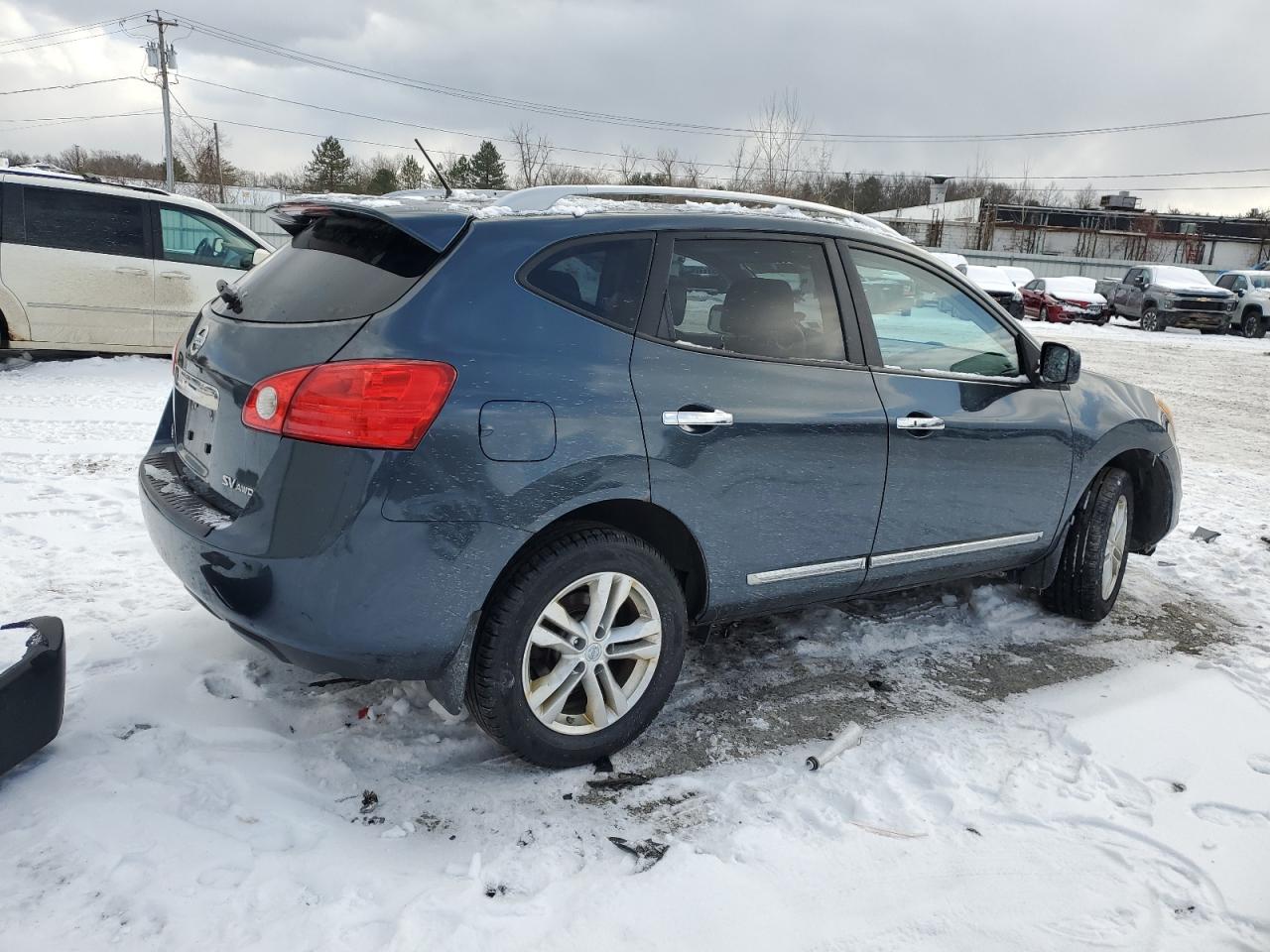 2013 Nissan Rogue - Image 3