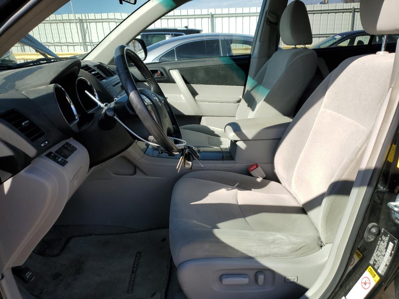 2010 Toyota Highlander - Image 7