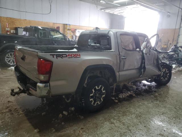 Пикапы TOYOTA TACOMA 2016 Серебристый
