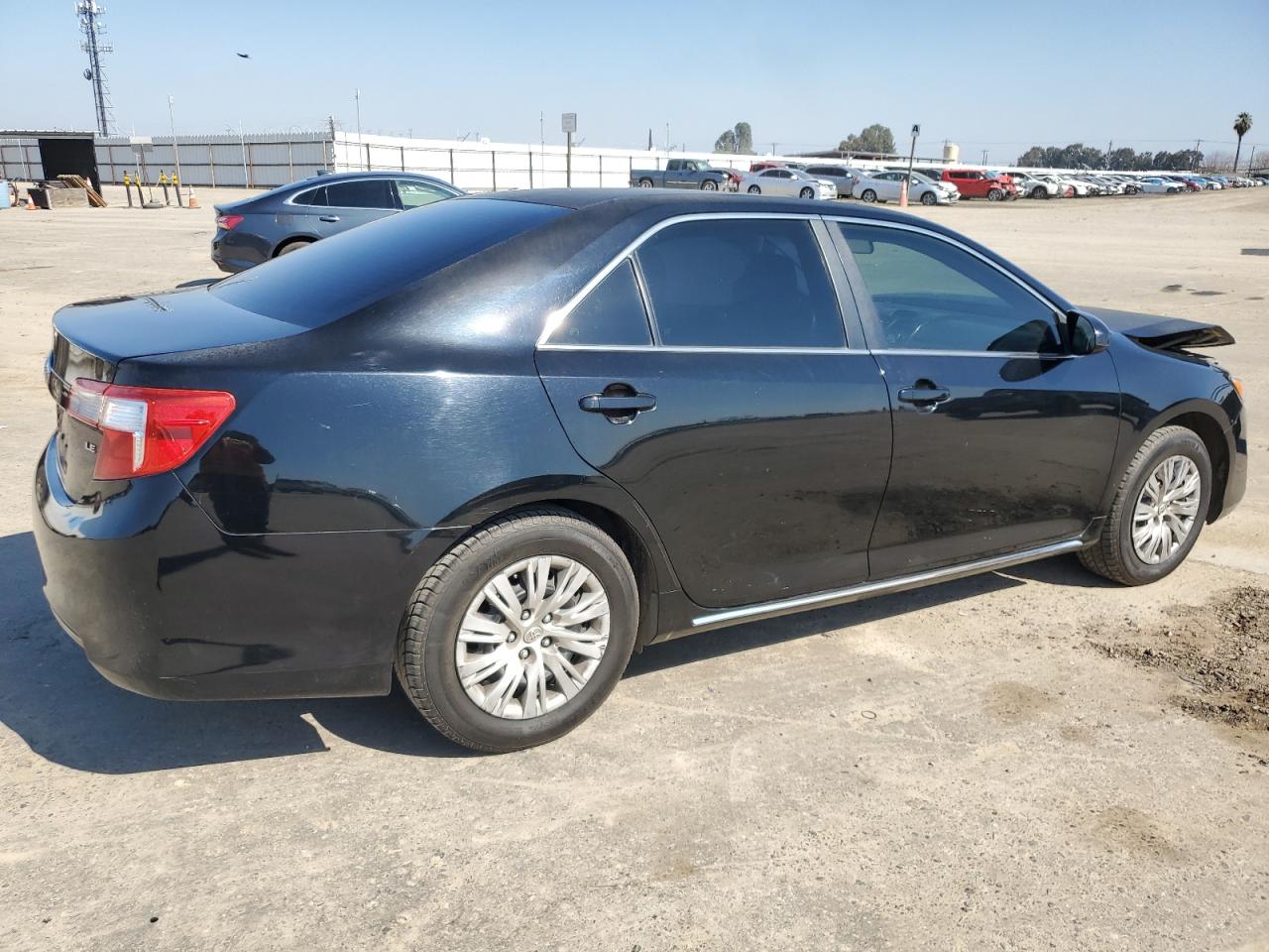 2014 Toyota Camry - Image 3