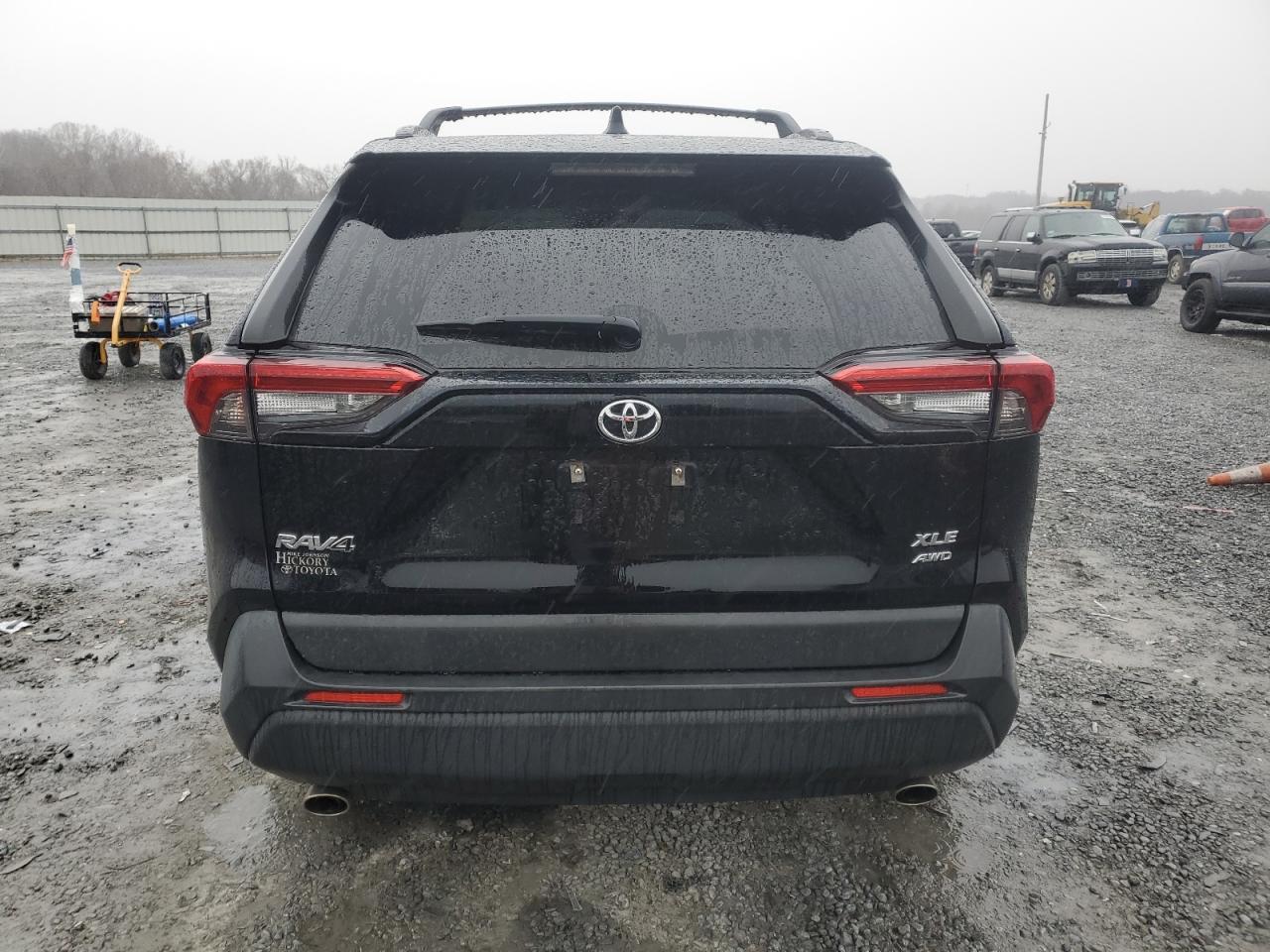 2019 Toyota RAV 4 - Image 6