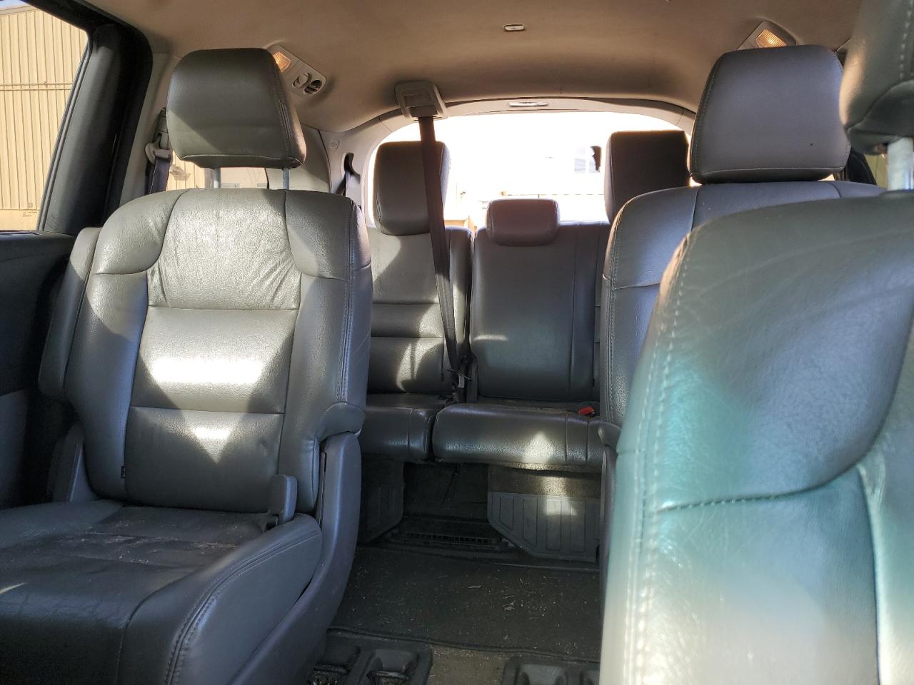 2012 Honda Odyssey - Image 10