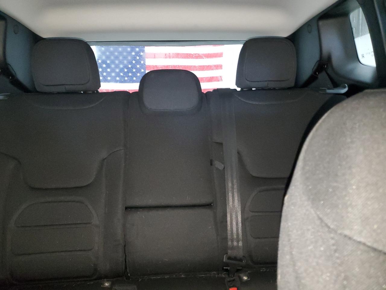 2018 Jeep Renegade - Image 10