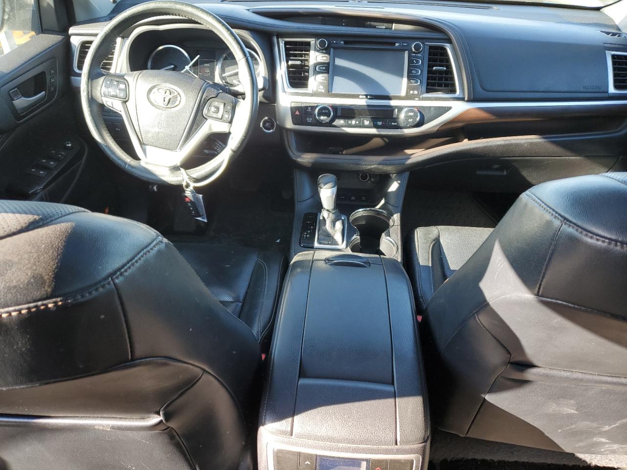 2014 Toyota Highlander - Image 8