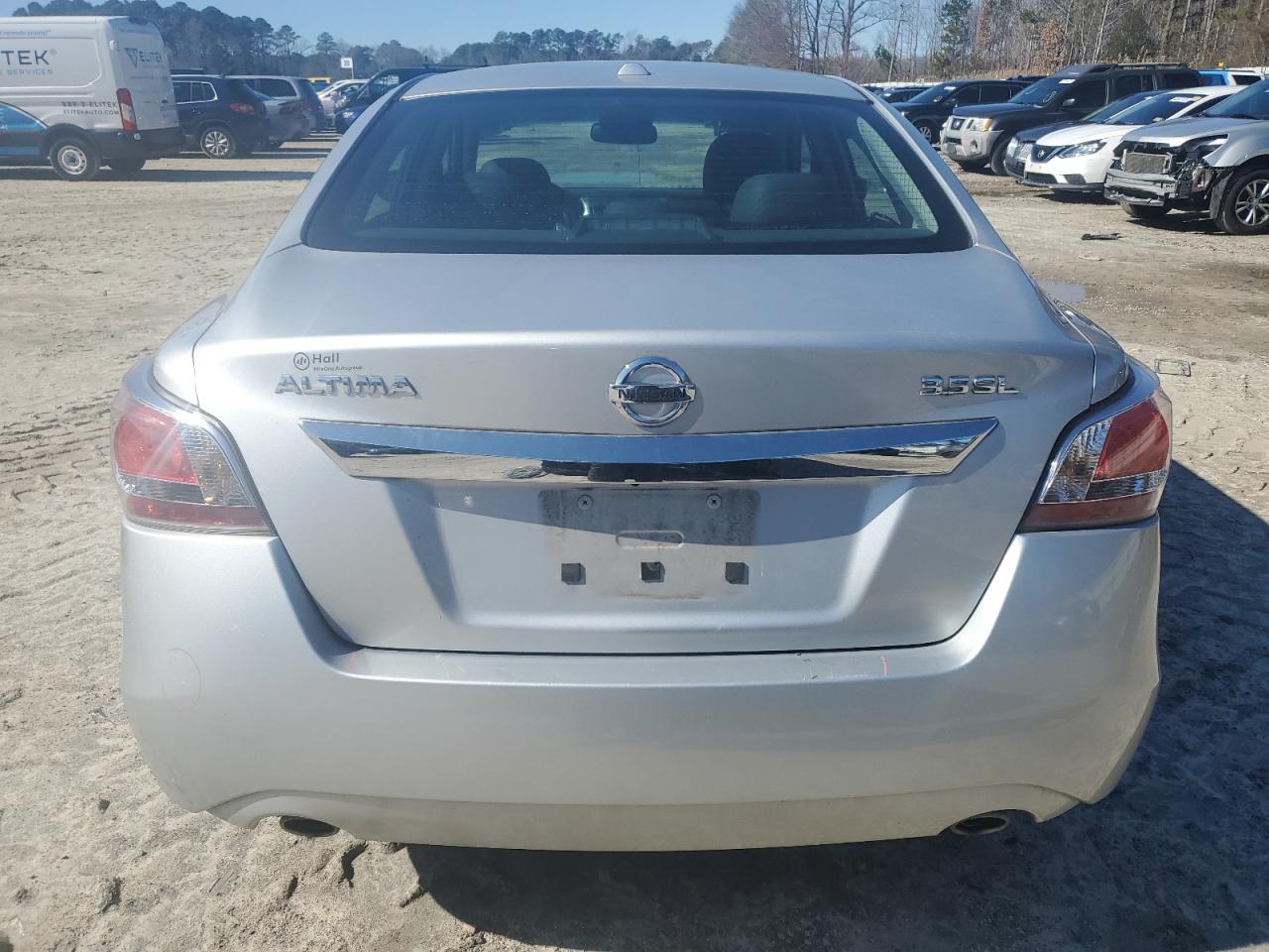 2015 Nissan Altima - Image 6