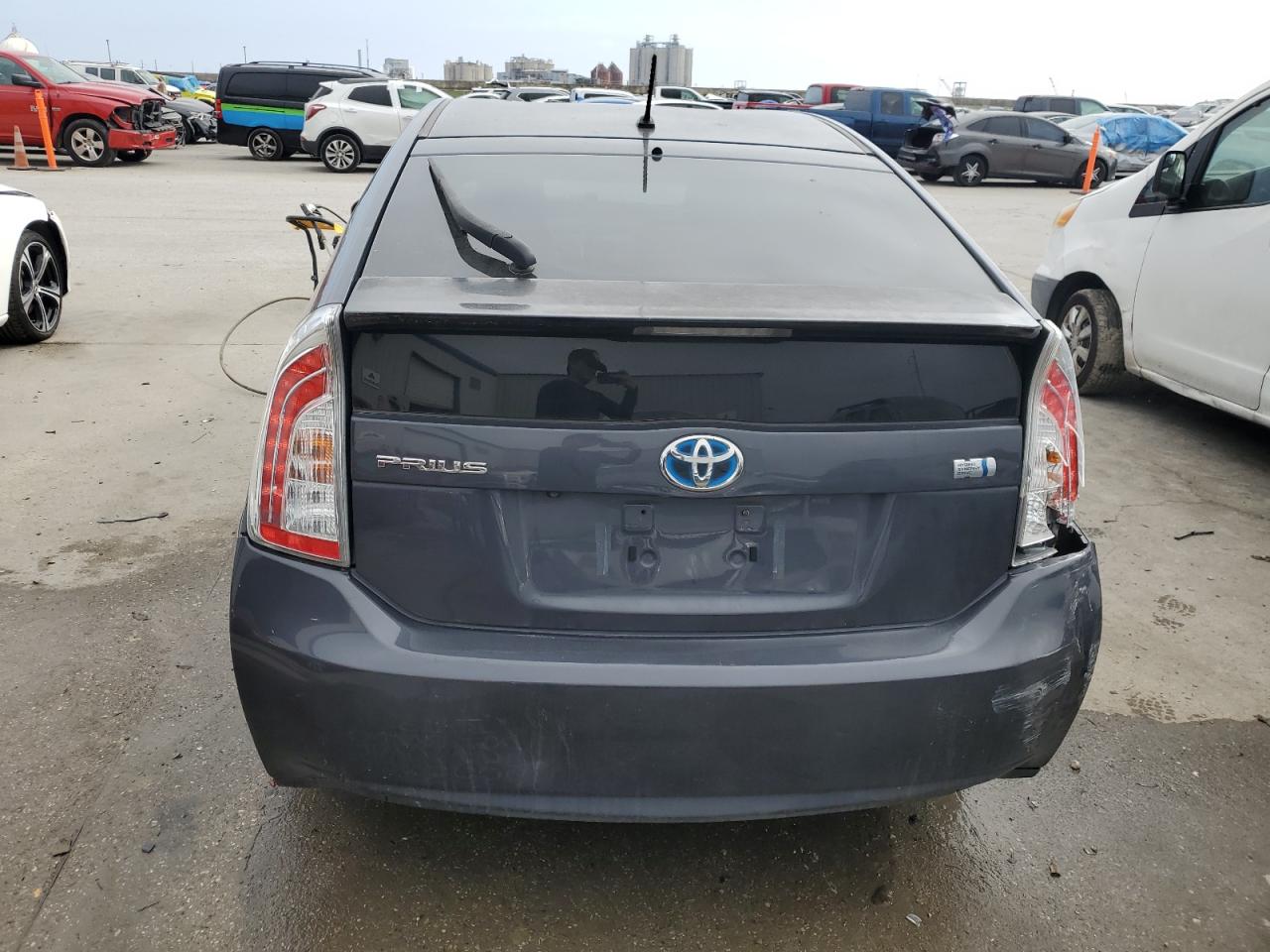 2015 Toyota Prius - Image 6