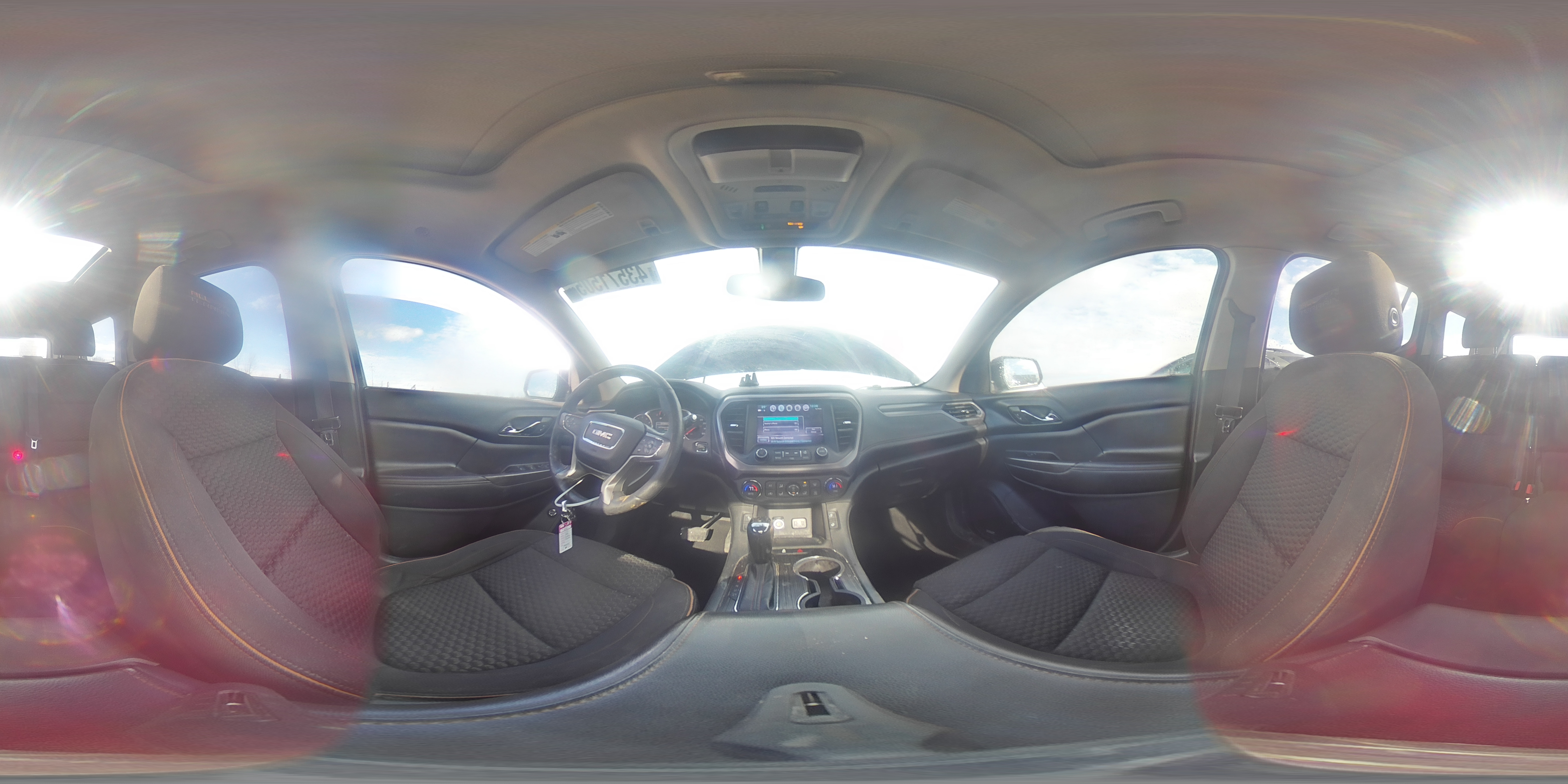 2017 GMC Acadia - Image 15