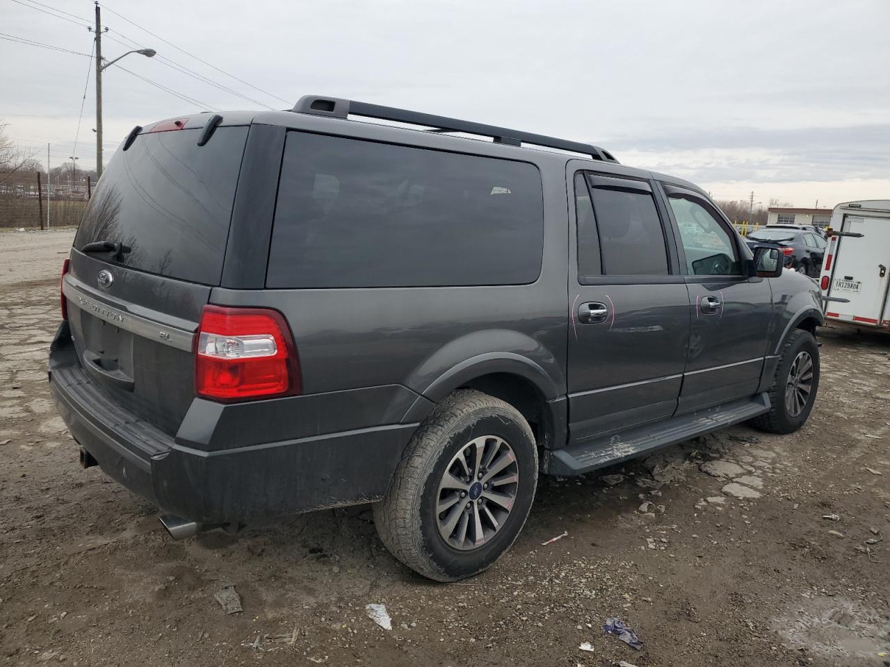 2015 Ford Expedition - Image 3