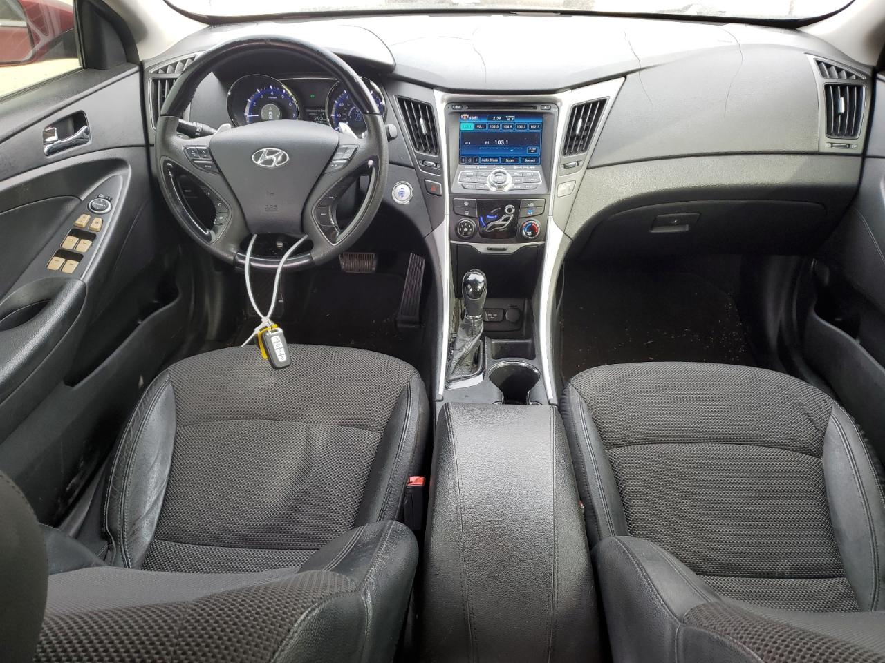 2013 Hyundai Sonata - Image 8